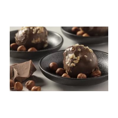 Chocolate & Hazelnut Profiteroles 36 pce 70051